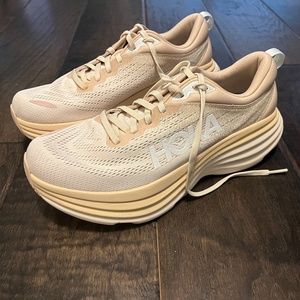 Hoka Bondi 8